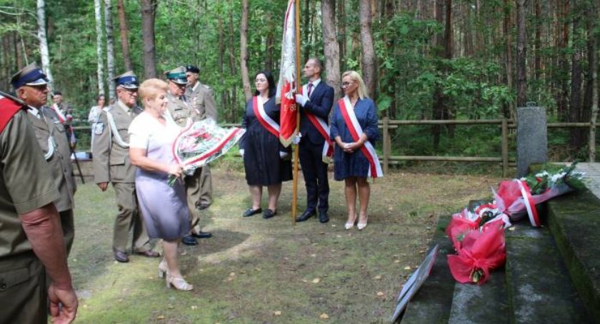  Uczcili 79 rocznicę bitwy pod Ciechostowicami i Huciskiem