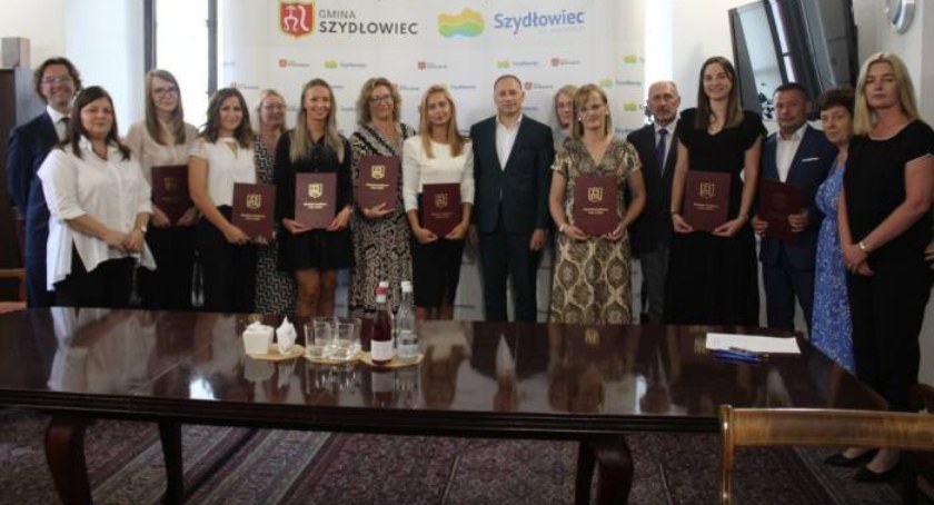 Szydłowiec. Gratulacje dla mianowanych...
