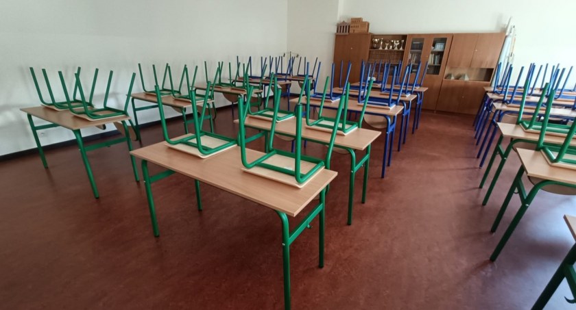 Remonty w szydłowieckich szkołach
