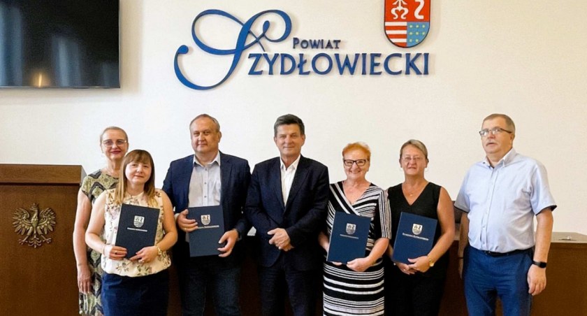 Uroczyste powołanie członków Rady ds. Osób Niepełnosprawnych w Szydłowcu na kadencję 2023-2027