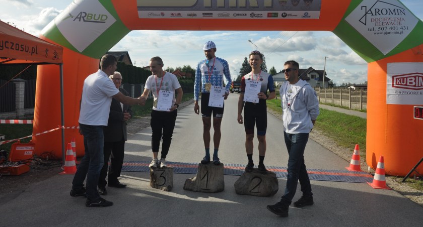 Powrót Wyścigu Kolarskiego w Orońsku