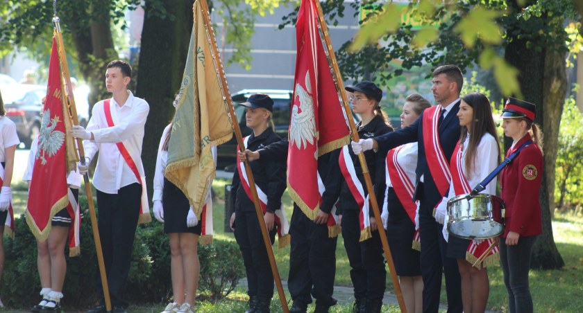 Uroczyste obchody 83 rocznicy powstania Polskiego Państwa Podziemnego w Szydłowcu