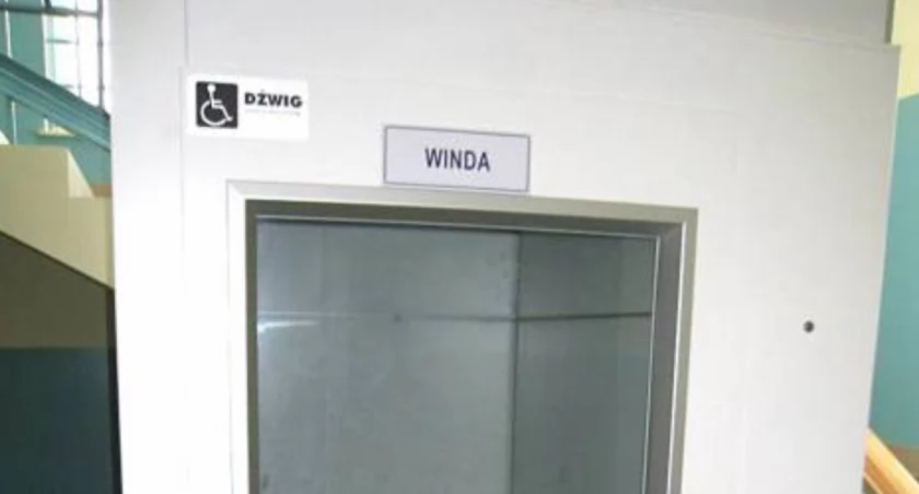 Co z windą w Starostwie Powiatowym w Szydłowcu?