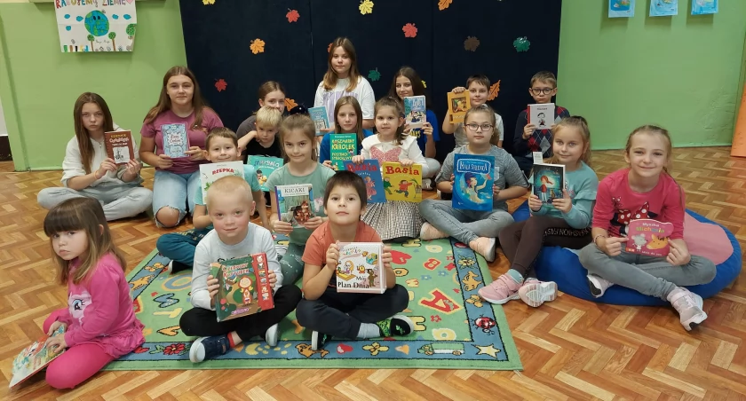 Uczniowie z Pawłowa bili rekord w czytaniu na przerwie!