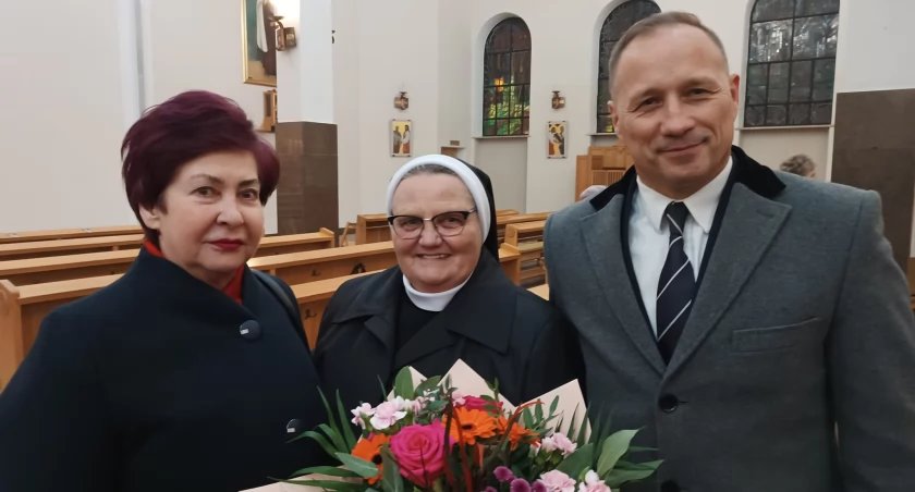 Siostra Magdalena Rojek z Szydłowca odznaczona medalem za czynienie dzieł miłosierdzia