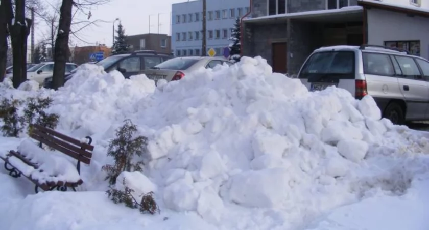 Ostrzeżenie przed nadchodzącą burzą śnieżną w regionie radomskim!