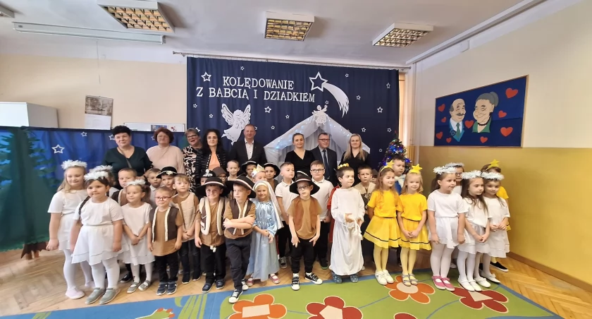 Mirów. Kolędowanie dla Babci i Dziadziusia