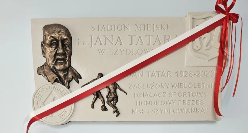 Jan Tatar oficjalnym patronem stadionu miejskiego w Szydłowcu