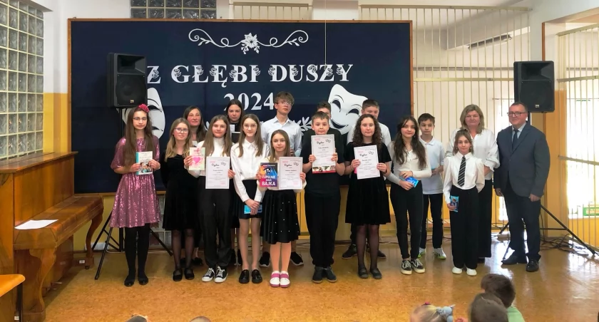 Konkurs Recytatorski w szkole w Mirowie