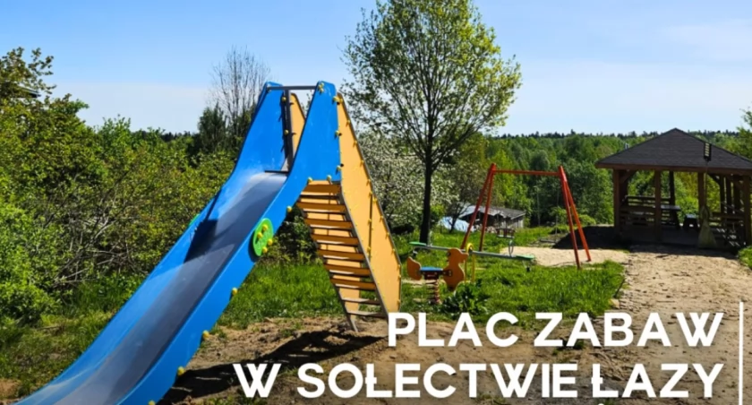Nowa zjeżdżalnia na placu zabaw w Łaziskach