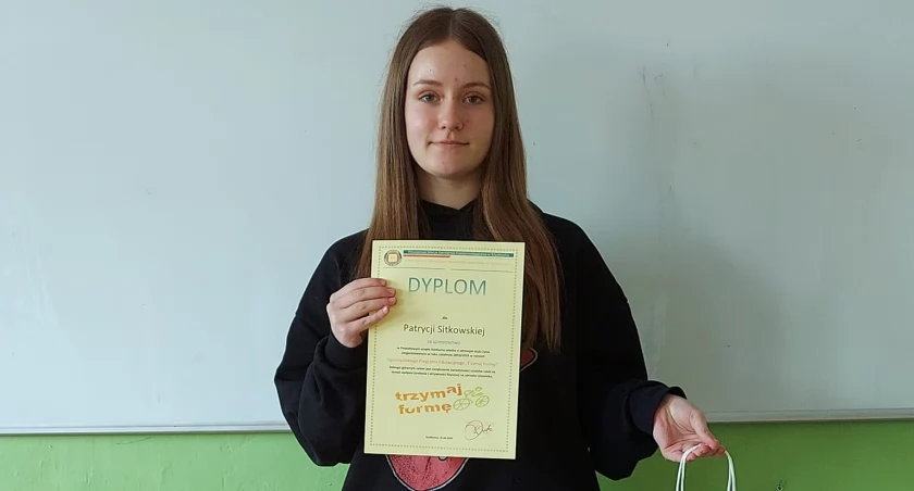 Patrycja Sitkowska ze szkoły w Pawłowie w konkursie Trzymaj Formę