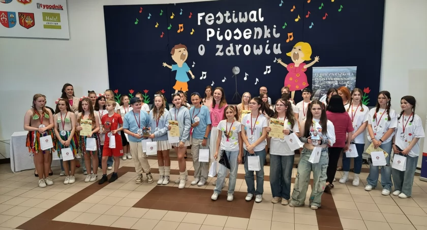 Powiatowy Festiwal Piosenki o Zdrowiu 2024 w Szydłowcu