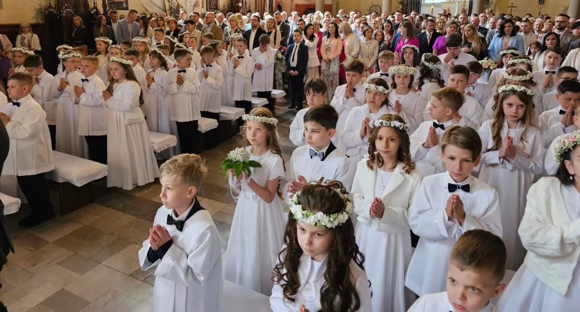 I Komunia Święta w parafii pw. św. Zygmunta w Szydłowcu