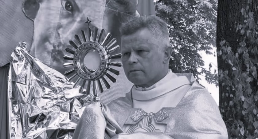 W piątek nagle zmarł ksiądz kanonik Marek Kucharski, proboszcz parafii w Szydłowcu