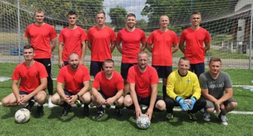 Reprezentacja KP PSP Szydłowiec na piłkarskim turnieju