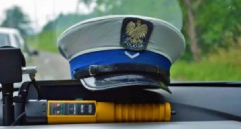Policjanci z Radomia zatrzymali pijanego kierowcę przewożącego małe dziecko!