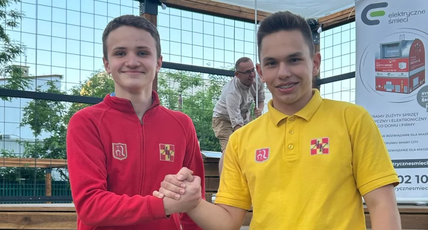 Oskar Bugała i Damian Stryjek, szachiści KS Alternatywa Szydłowiec, otrzymali nominację do reprezentacji Polski w szachach korespondencyjnych.