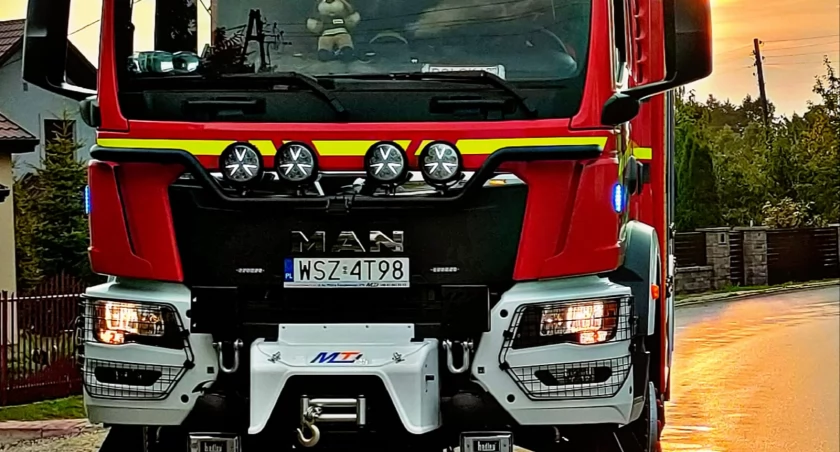 Interwencja straży pożarnej po burzy w Orońsku 