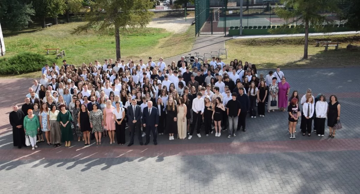 W Szydłowcu rozpoczęli nowy rok szkolny 2024/2025