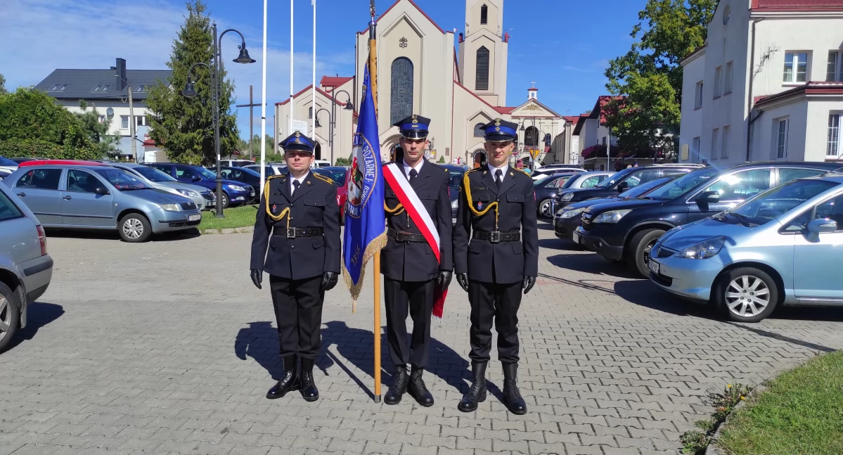 Pielgrzymka strażaków z Szydłowca do Sanktuarium Matki Bożej Ostrobramskiej w Skarżysku-Kamiennej