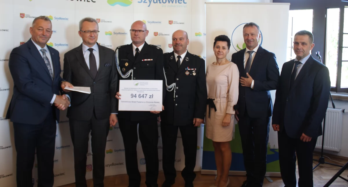 Konferencja WFOŚiGW w Szydłowcu: Umowy dotacyjne na usuwanie azbestu i doposażenie OSP
