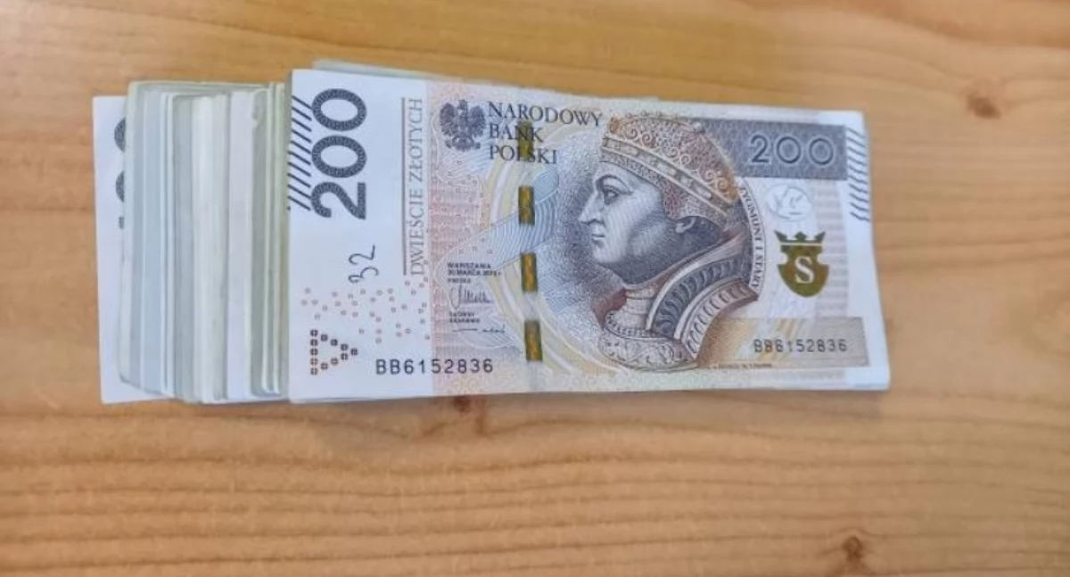 Ile zarabiają mieszkańcy powiatu szydłowieckiego?