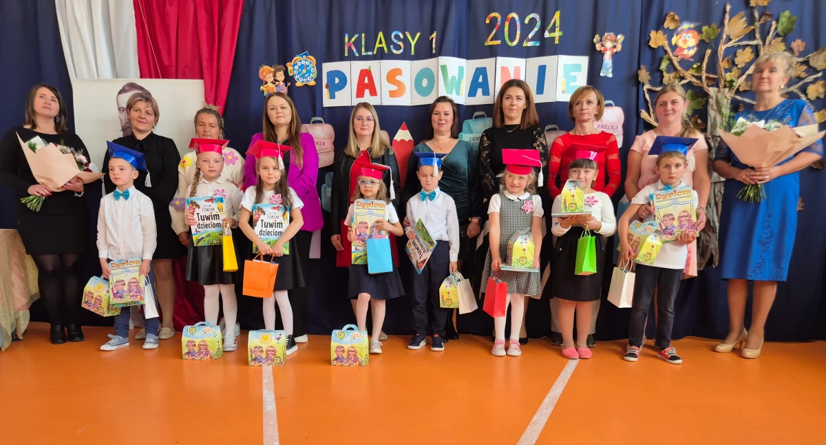 Pasowanie na uczniów w Cukrówce