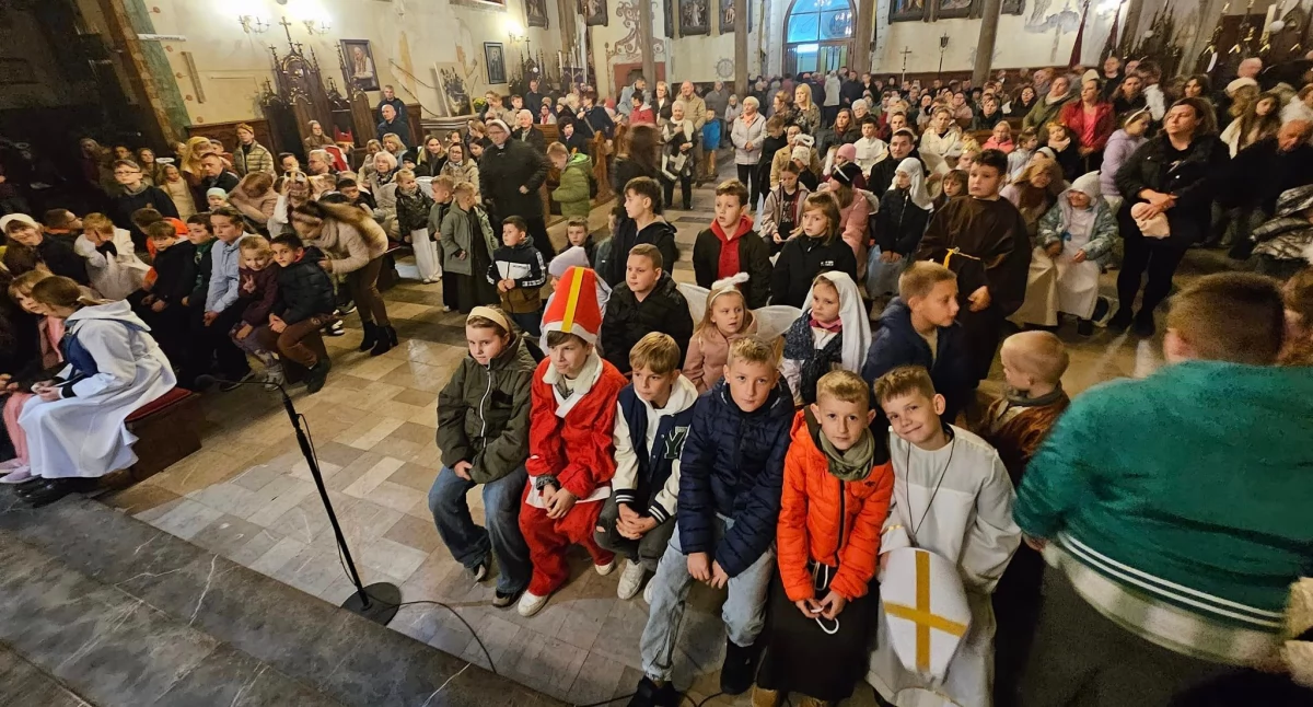 Wszyscy Święci bawili się w Szydłowcu i Orońsku!