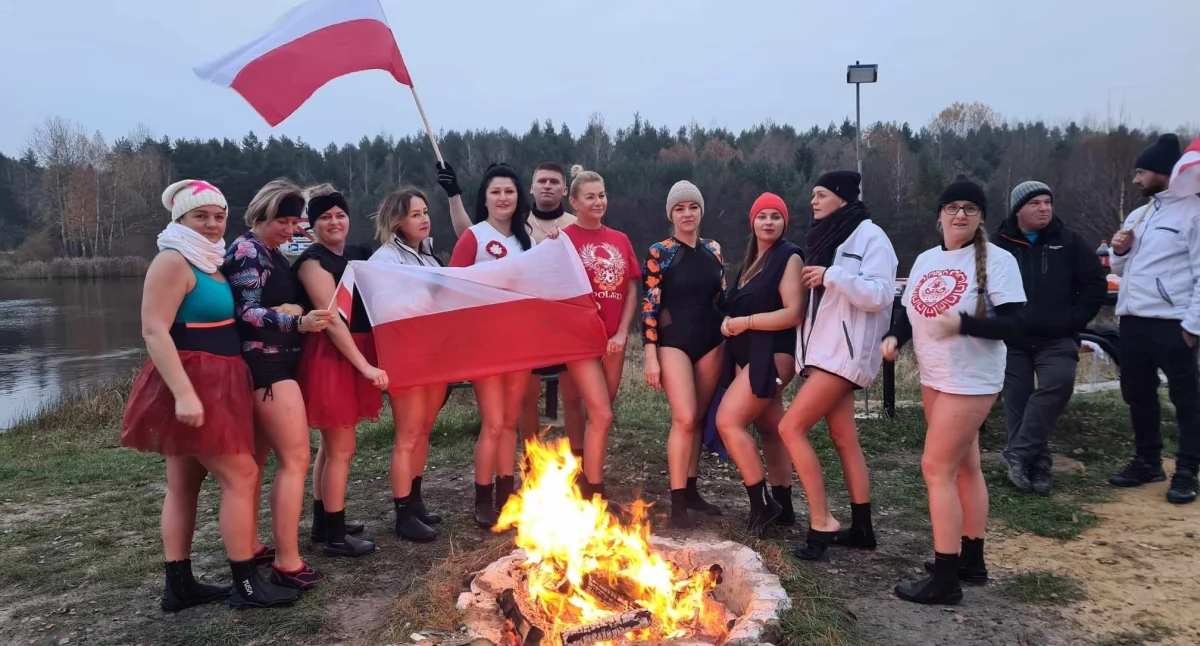 Ekipa Lodowcowa z Chlewisk rozpoczęła sezon na morsowanie
