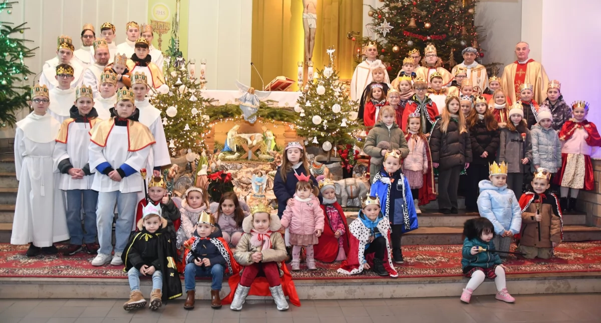 Orszak Trzech Króli w parafii pw. Wniebowzięcia NMP w Orońsku