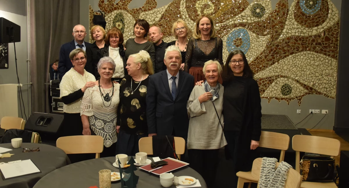 Marian Frąk z Szydłowca i Michał Kojara z Jastrzębia na świątecznej kawiarni literackiej