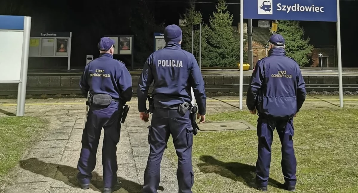 Szydłowiecka policja i SOK dbają o bezpieczeństwo na kolei