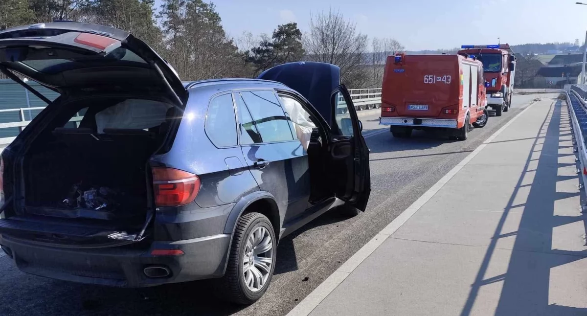 Kolizja w Kolonii Kuźnia – interwencja służb ratunkowych