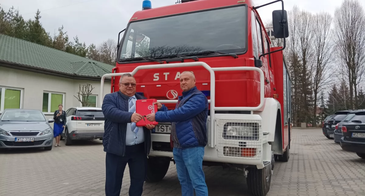 Gmina Mirów wzmacnia OSP Bieszków Górny nowym wozem bojowym