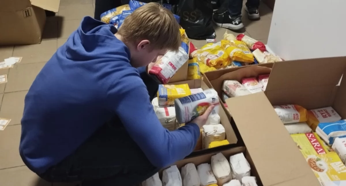 700 kg dobra! Wolontariusze ze Szydłowca pobili rekord wielkanocnej zbiórki żywności