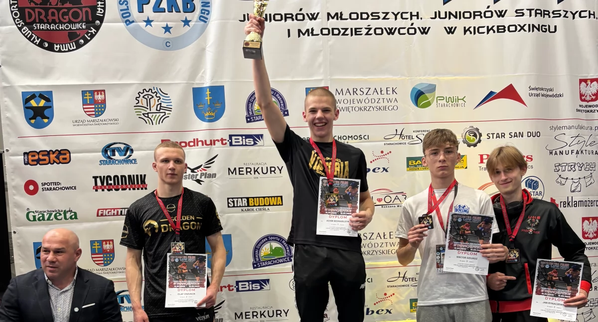 Adam Bednarczyk Mistrzem Polski i Najlepszym Zawodnikiem Mistrzostw w Kickboxingu!
