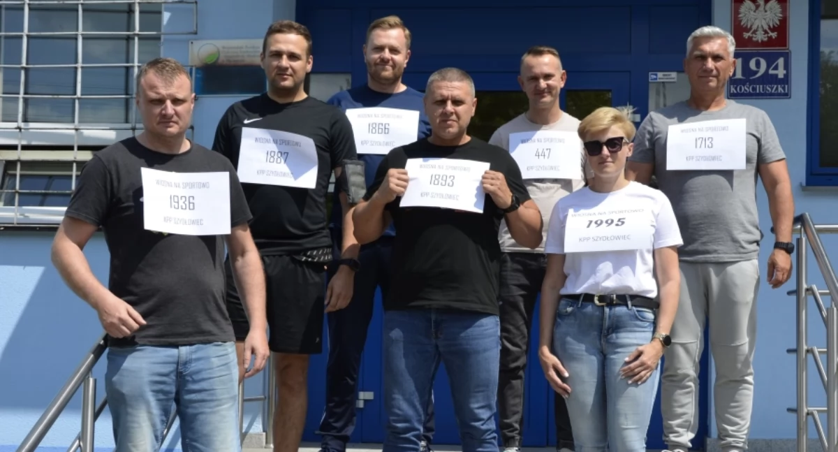 Policjanci z Szydłowca pobiegli dla rodzin poległych funkcjonariuszy