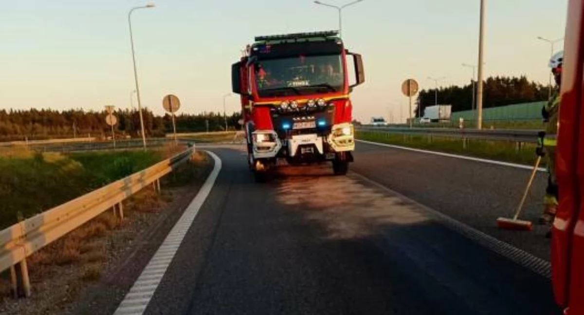 Orońsko. Kilometrowa, tłusta plama...