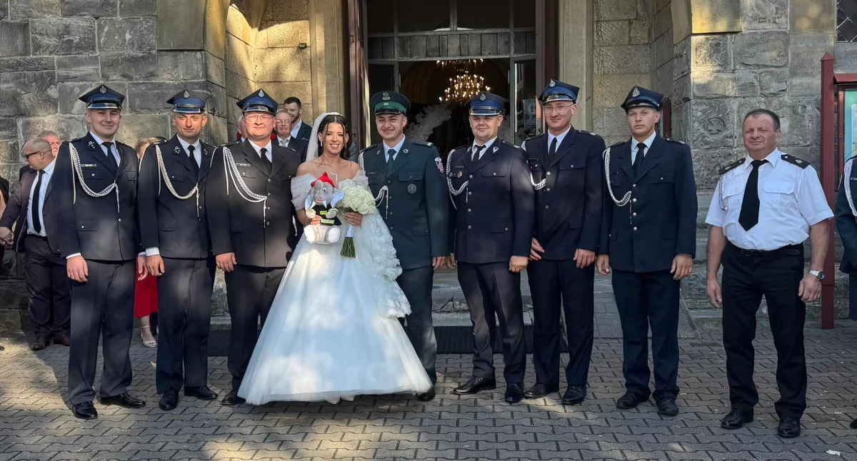 Ślub druha Roberta i Pauliny – wielka radość w rodzinie OSP Jankowice