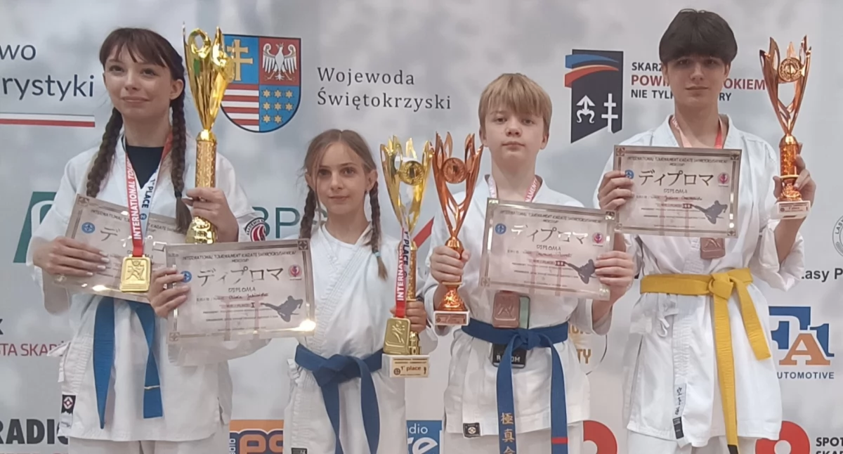 Cztery medale dla AKS Szydłowiec na Mesko Cup 2025!