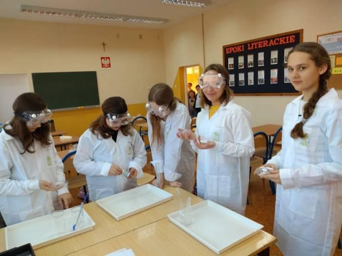 Niezwykła lekcja chemii