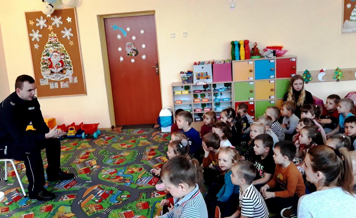 Co policja robiła w przedszkolu?