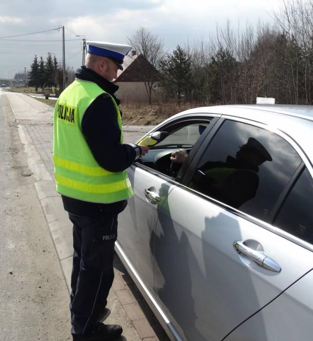 Kierowcy pieszym nadal - zagrażają...