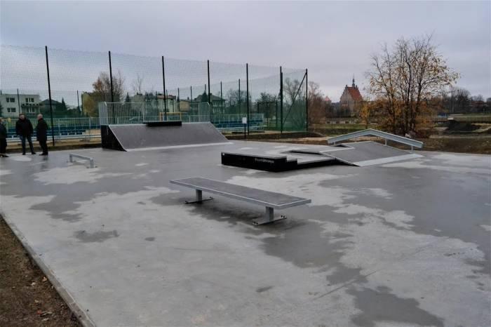 Skatepark już cieszy miłośników hopów
