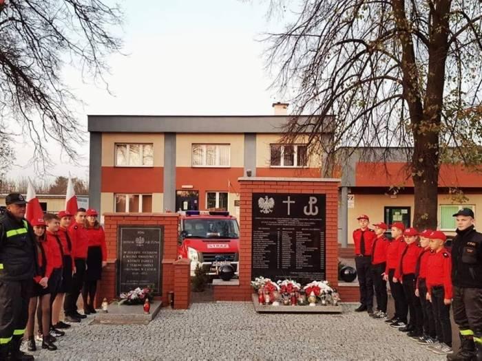 Młodzi strażacy pamiętali