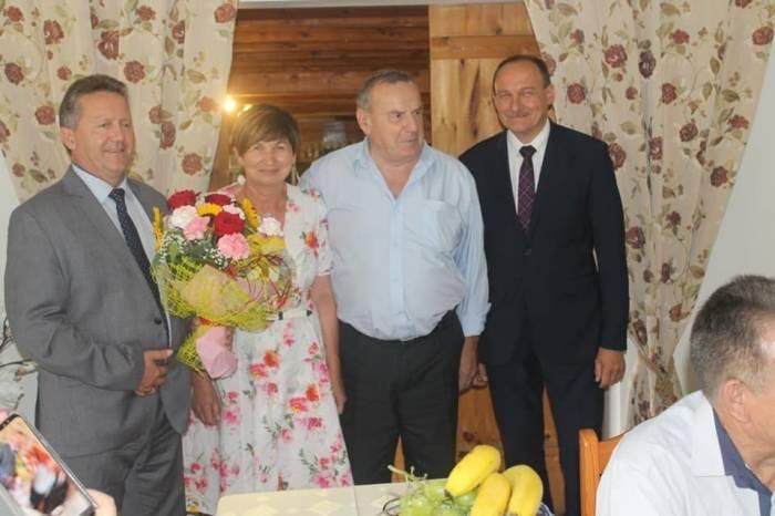 Podziękowanie i powitanie...