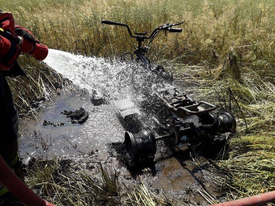 Quad spłonął w Łaziskach
