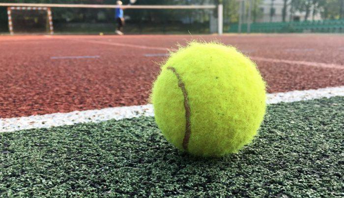 Darmowy tenis ziemny