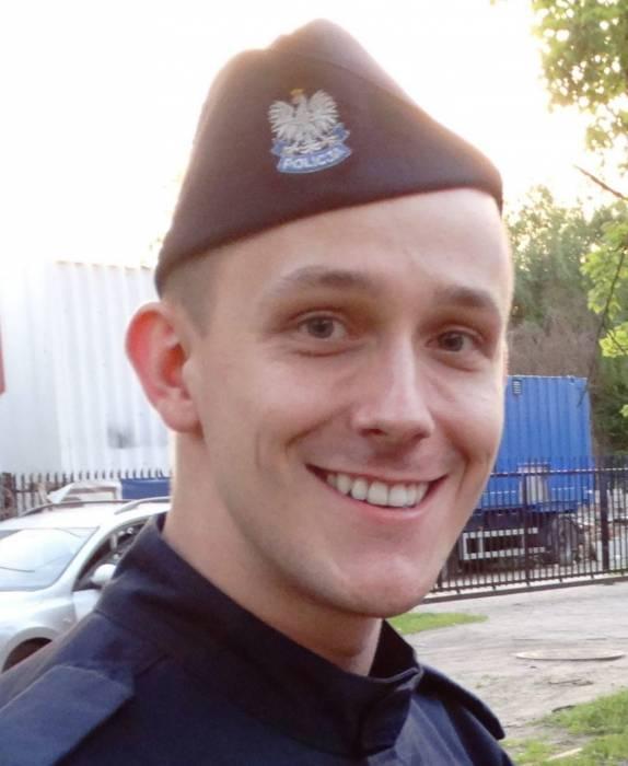 Bohaterski strażak i policjant