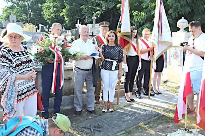 Szydłowiec bohaterom Powstania Warszawskiego